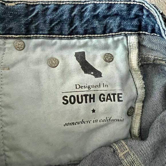 AG The Sadie High Rise Short 26R - Picture 7 of 8